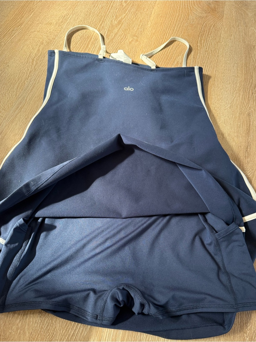 ALO YOGA | navy tennis dress - Picture 4 of 6